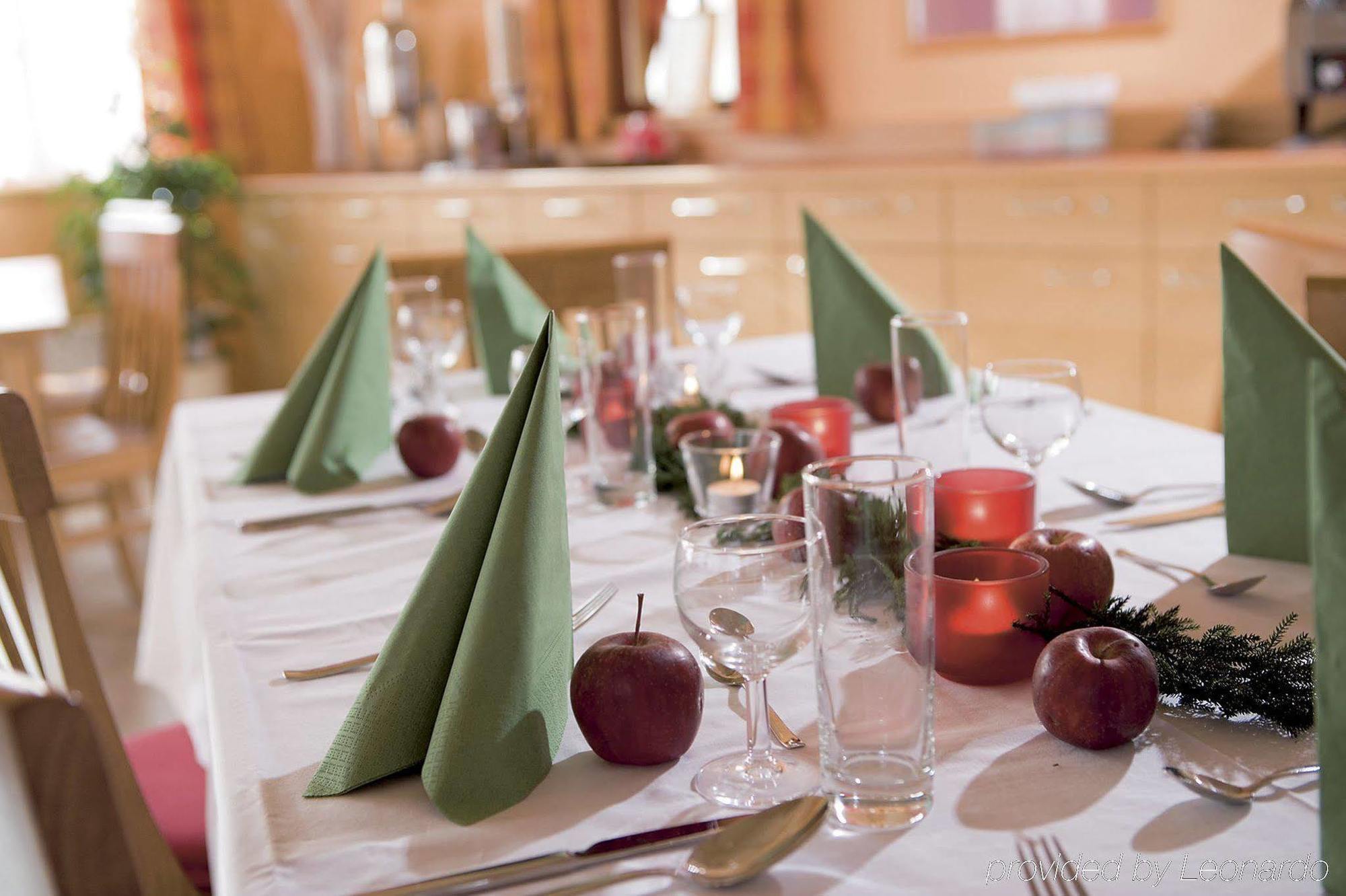 Jufa Hotel Donnersbachwald Restaurante foto